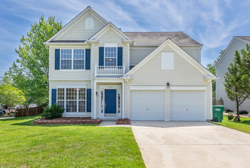 3428 Silverlake Ct-1