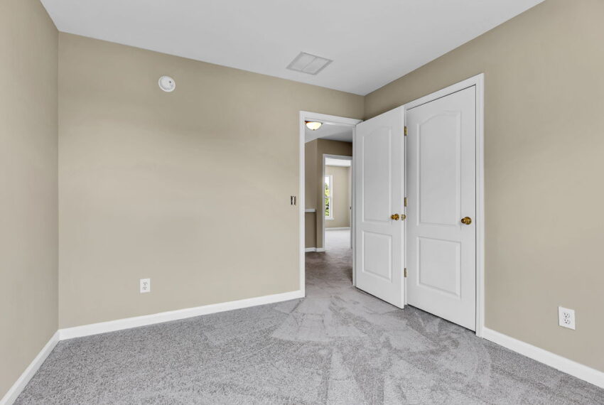 3428 Silverlake Ct-33