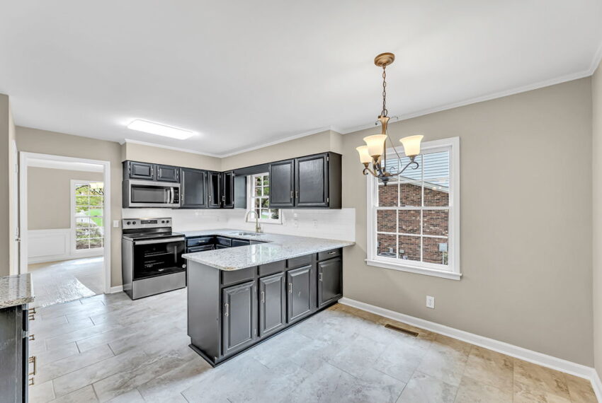 4614 Charlotesville Rd-15