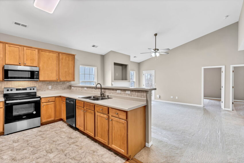 5314 Silverbrook Drive-12