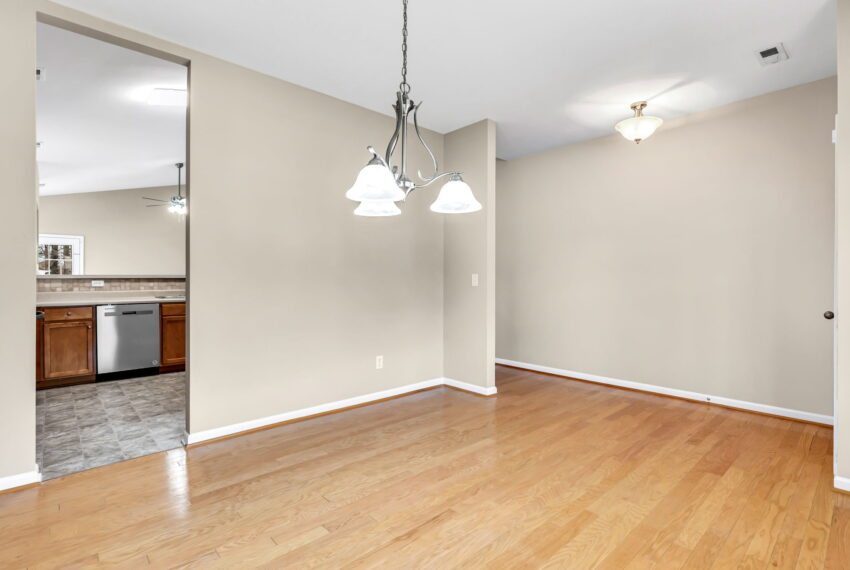 5314 Silverbrook Drive-7