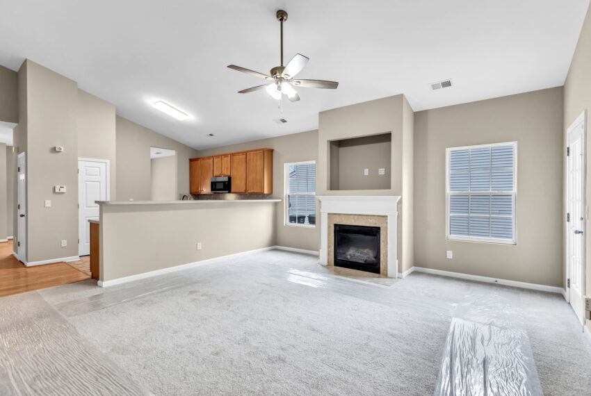 5314 Silverbrook Drive-8