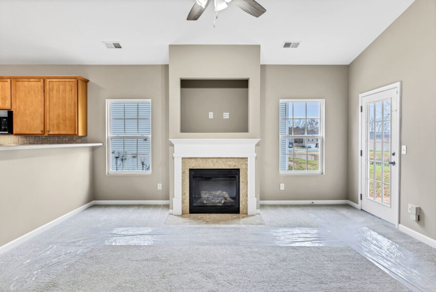 5314 Silverbrook Drive-9