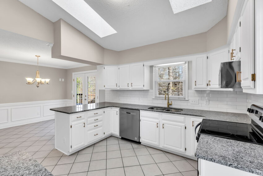 3222 Derby Circle-12