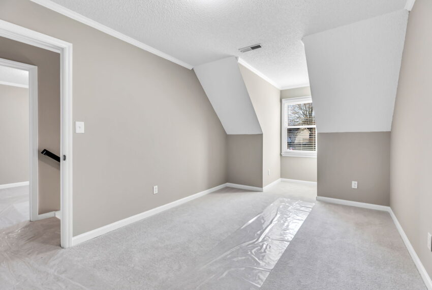 3222 Derby Circle-25