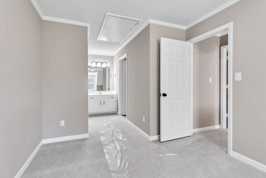 3222 Derby Circle-26