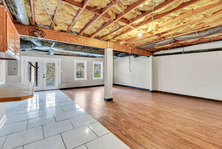 3222 Derby Circle-27