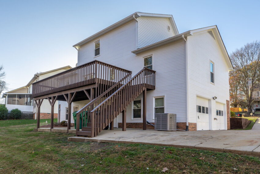 3222 Derby Circle-34