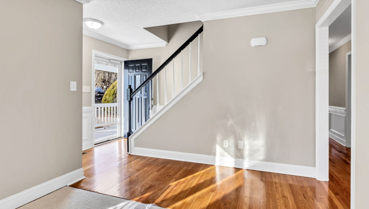 3222 Derby Circle-5