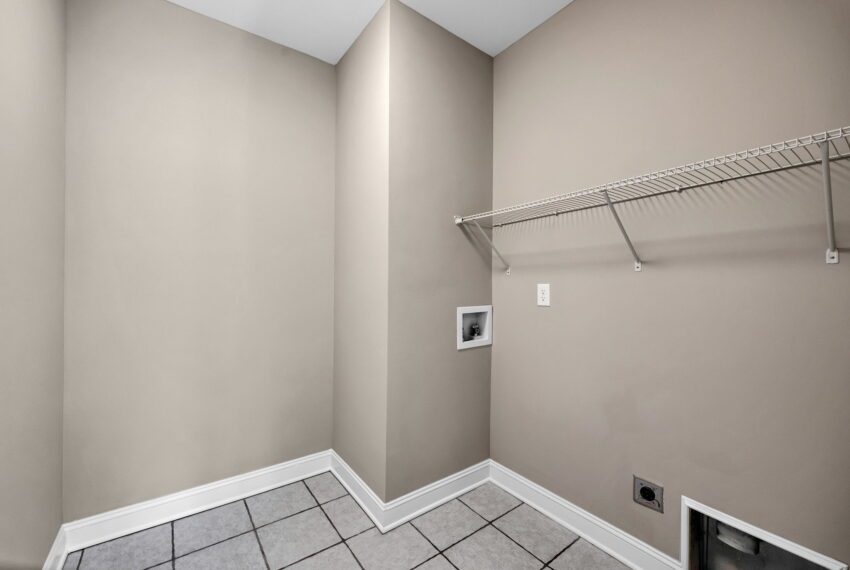 1502 Finwick Drive-14