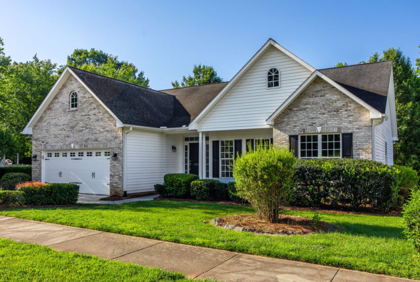 1502 Finwick Drive-2