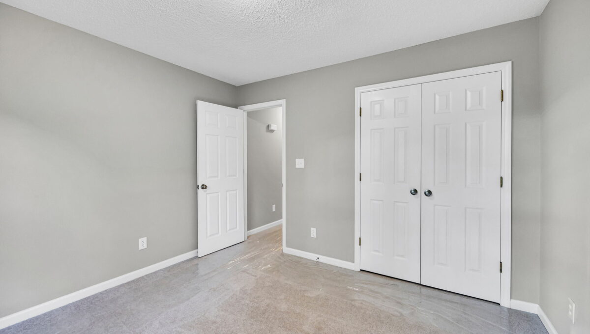 7012 Chaftain Pl-124