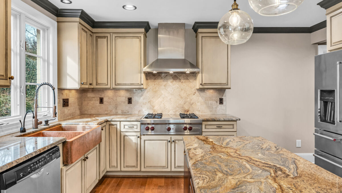 213 Elmwood Drive-18