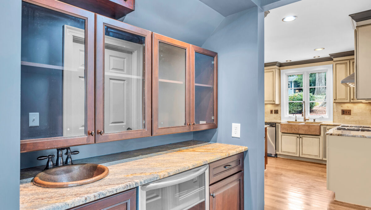 213 Elmwood Drive-23