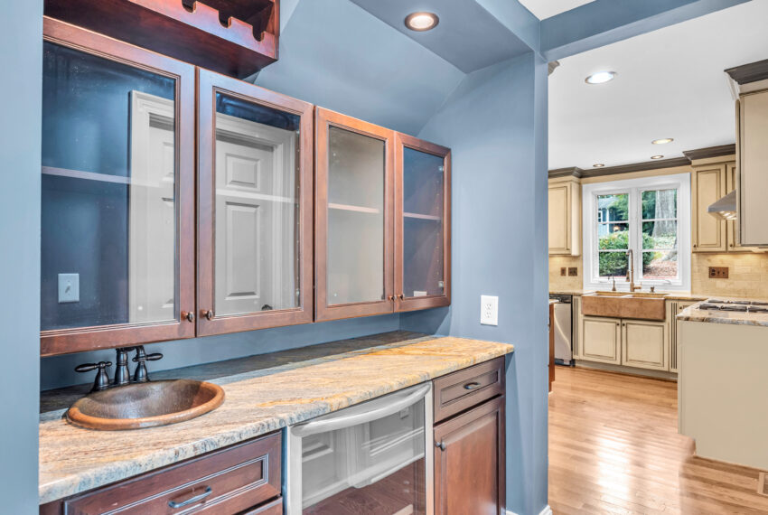 213 Elmwood Drive-23