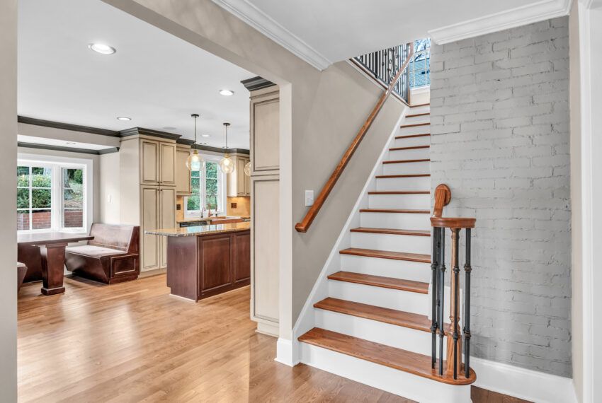 213 Elmwood Drive-30