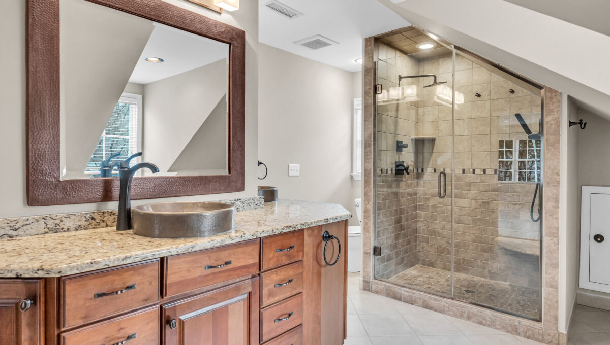 213 Elmwood Drive-40