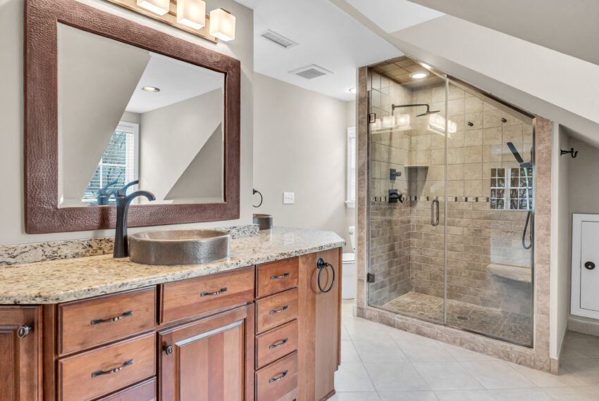 213 Elmwood Drive-40