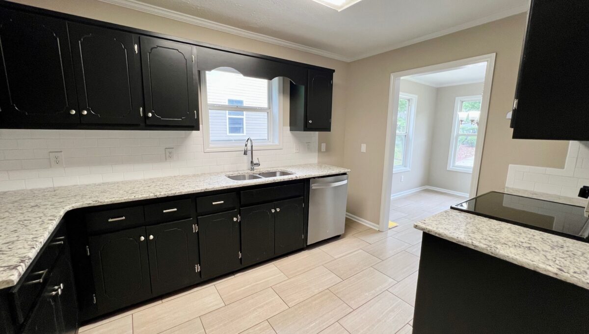 Kitchen 2