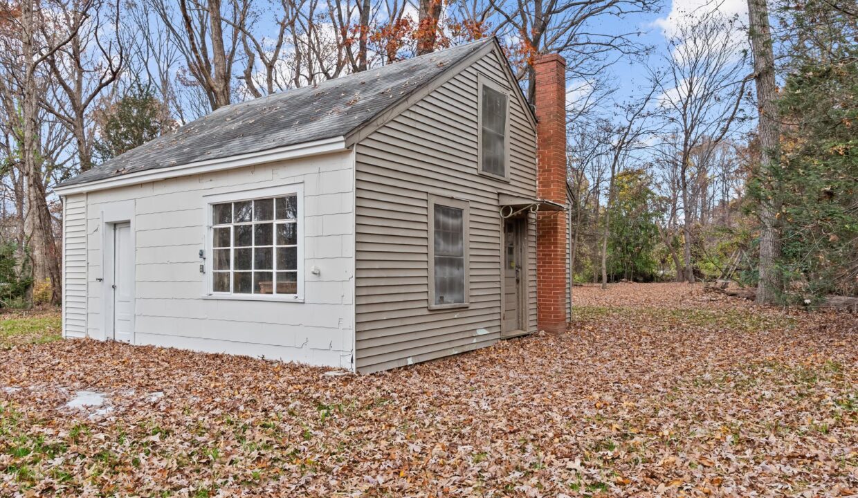 39-1413 Rankin Road Back 6