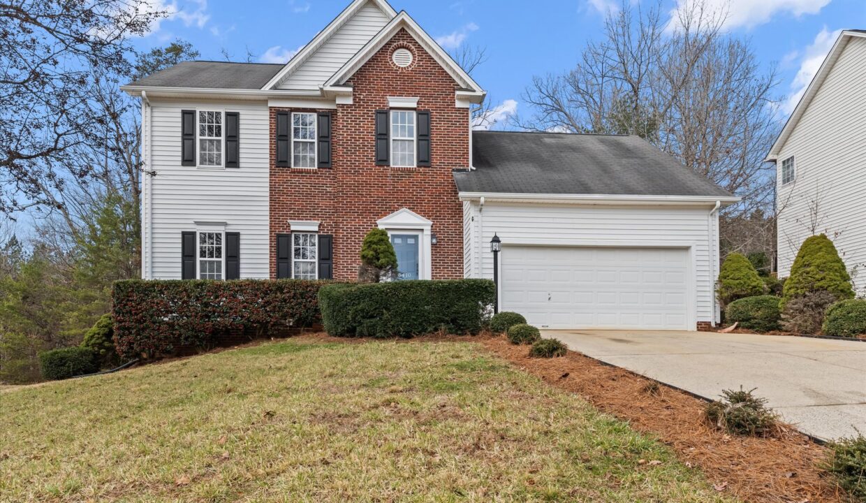 02-5410 Angle Oaks Drive Front 2