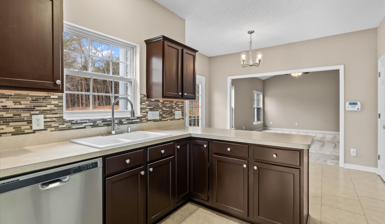 11-5410 Angle Oaks Drive Kitchen 2