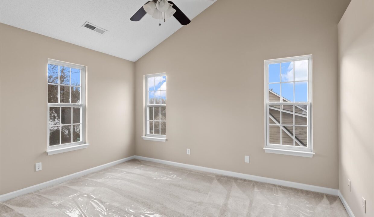 20-5410 Angle Oaks Drive Primary Bedroom 1