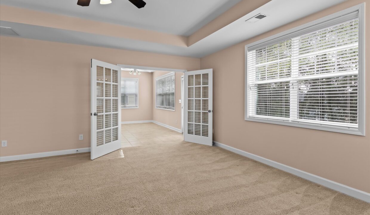 20-2472 Birch View Drive Primary Bedroom 4