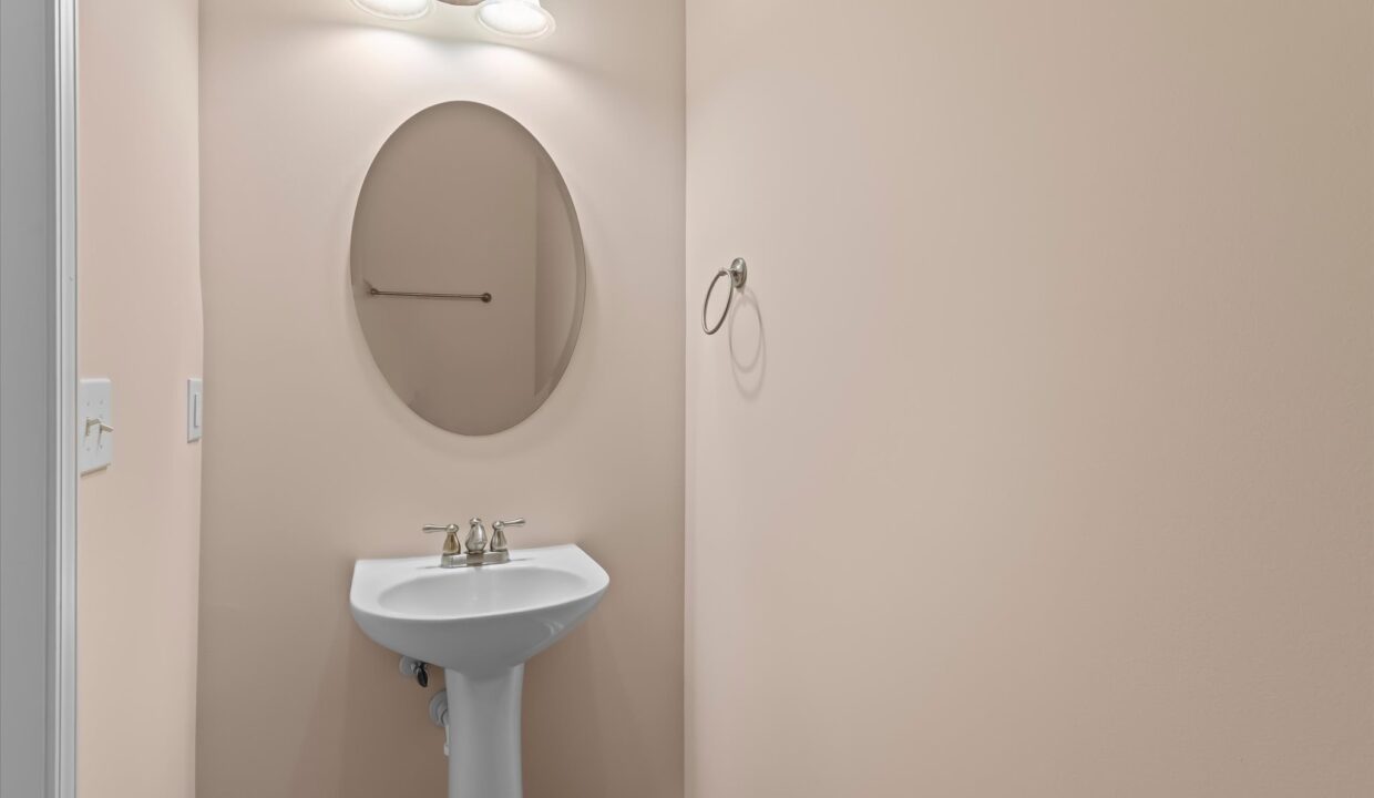 24-2472 Birch View Drive Half Bath 1