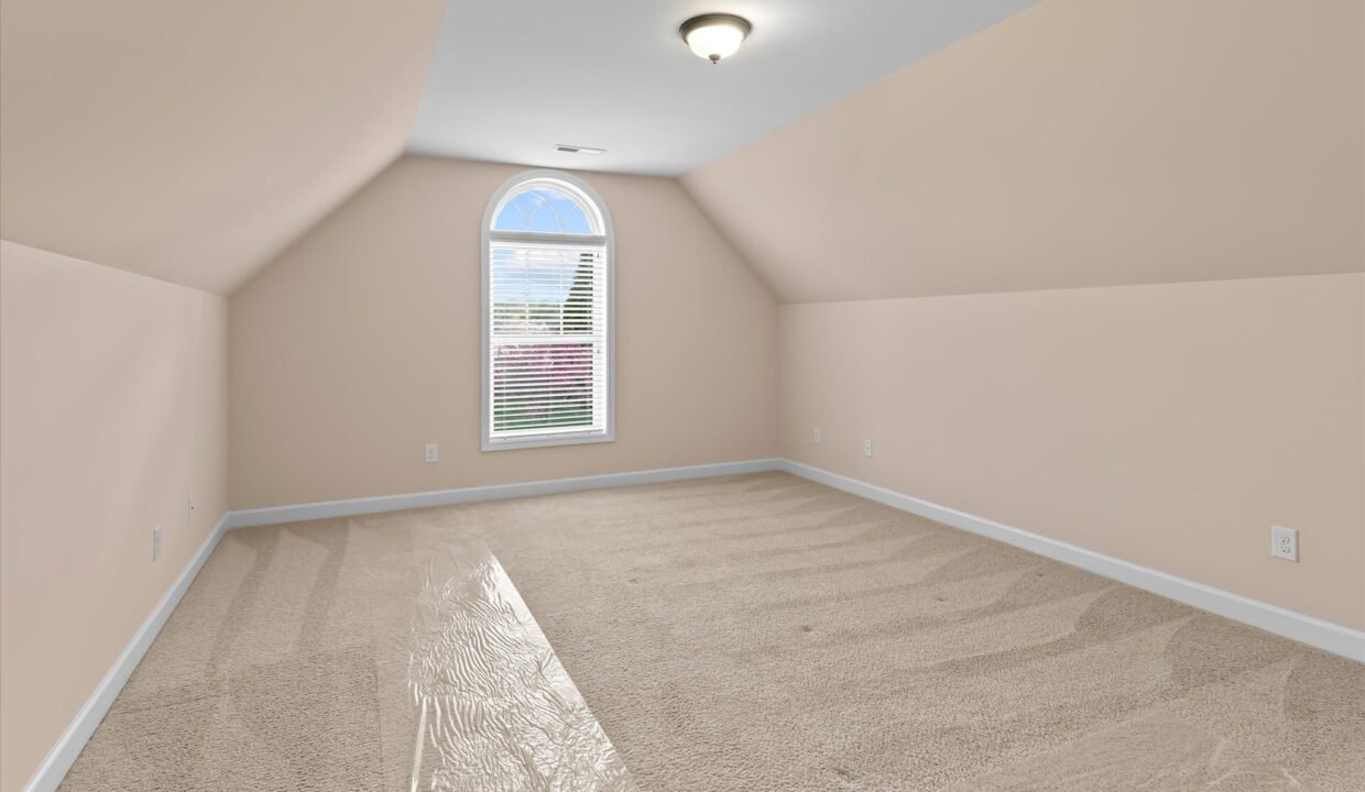 31-2472 Birch View Drive Bedroom 2 1