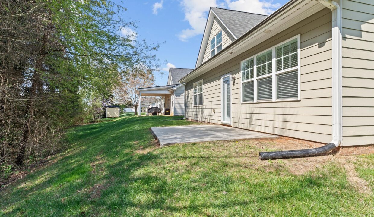 37-2472 Birch View Drive Back 1