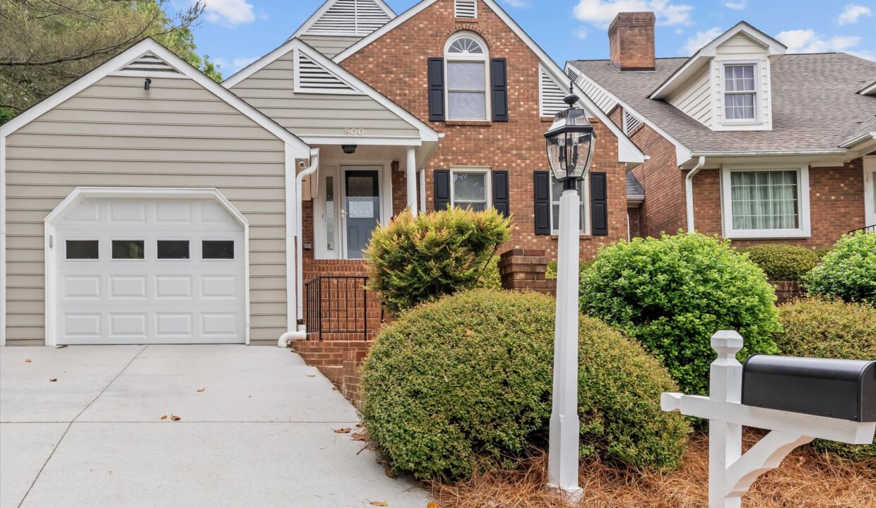 02-900 Brintonial Way Front 2