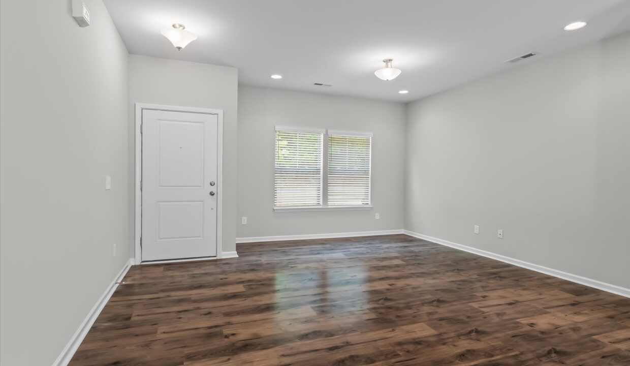 03-4462 Wesmar Drive Living Room 1