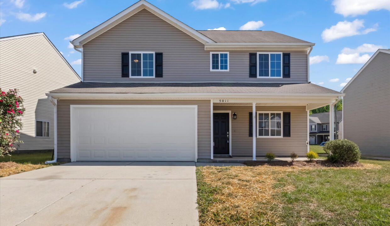 03-5011 Emberly Drive Front 2