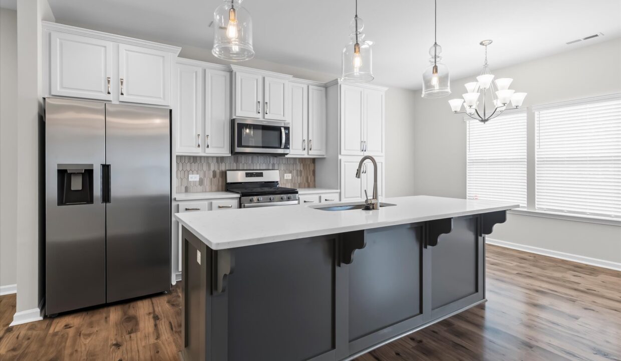 08-4462 Wesmar Drive Kitchen 2