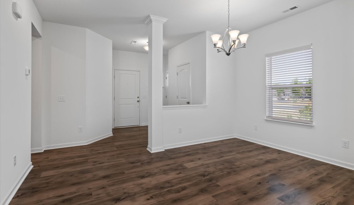 11-146 Centerplace Drive Dining Room 3