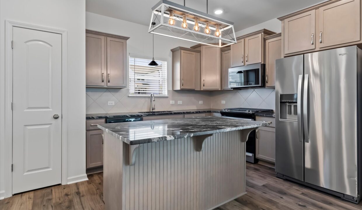 12-146 Centerplace Drive Kitchen 1