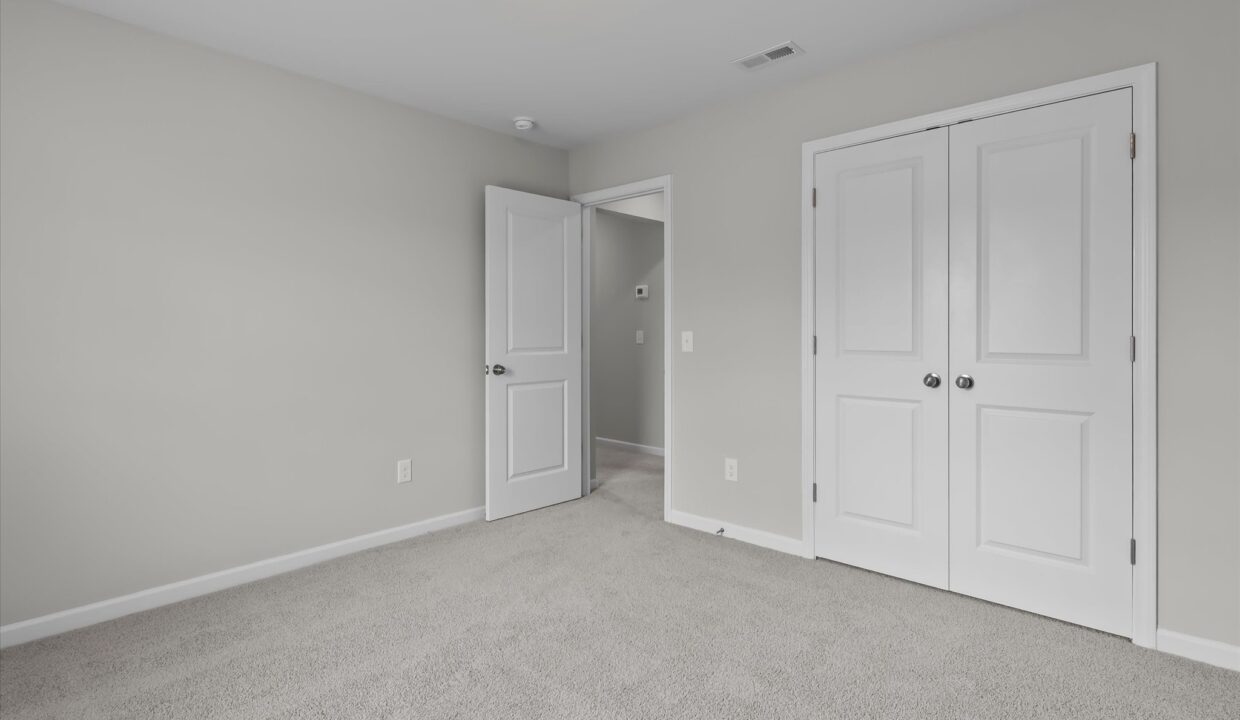 21-4462 Wesmar Drive Bedroom 2 2