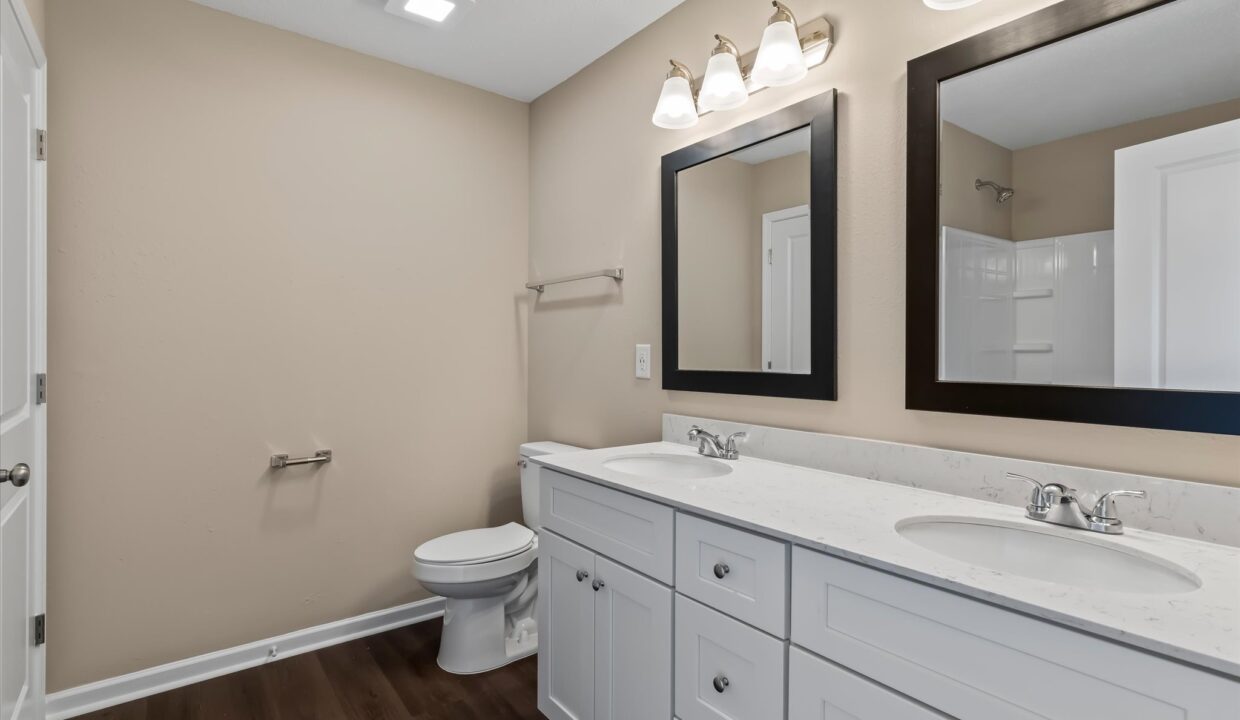 22-5011 Emberly Drive Primary Bedroom Bath 1