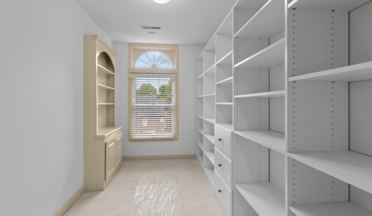 27-900 Brintonial Way Bedroom 2 Closet