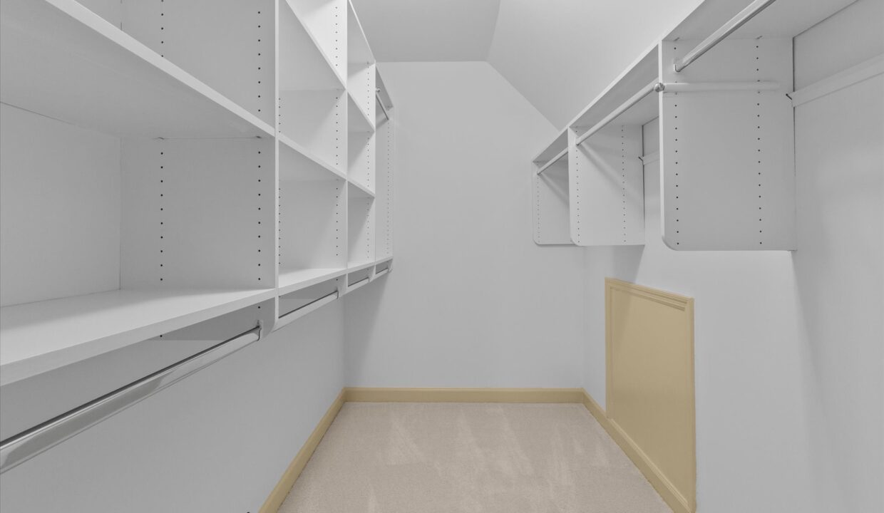 31-900 Brintonial Way Bedroom 3 Closet