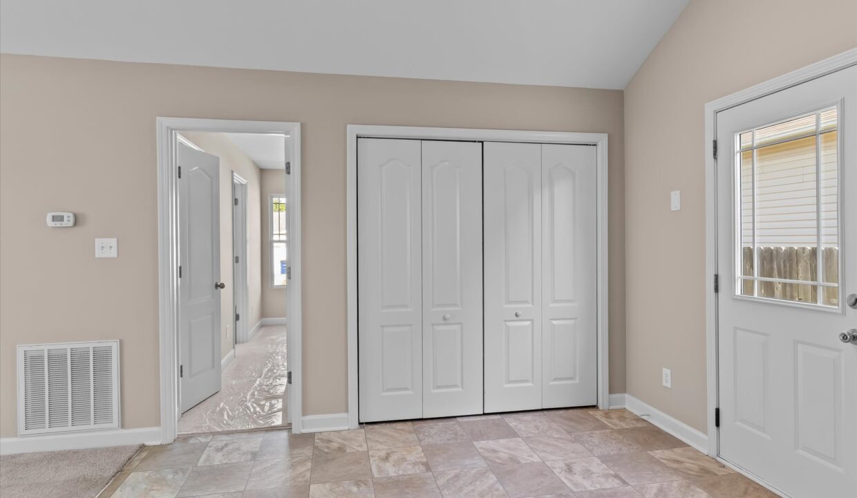 12-623 Denny Drive Kitchen 4