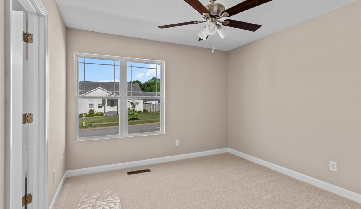 14-623 Denny Drive Primary Bedroom 1