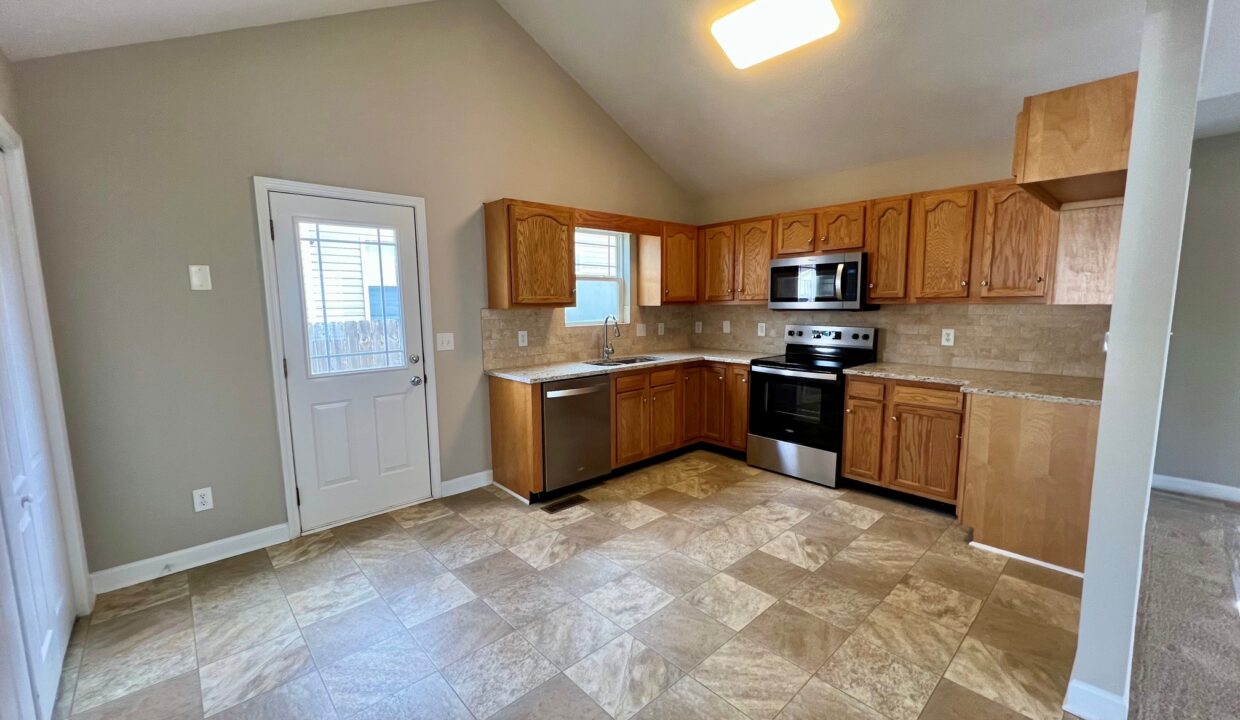 Kitchen 1