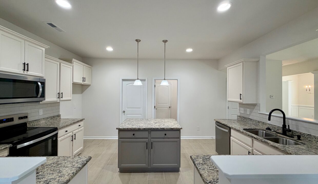 Kitchen 4